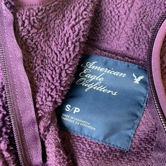 American Eagle Purple Fleece Jacket Small - Picture 4 of 6